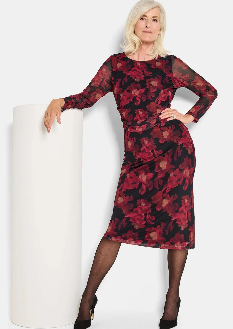 Kleid aus weichem Mesh