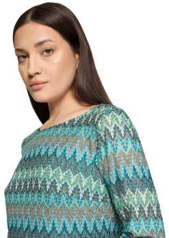 Kleid in eleganter Häkeloptik
