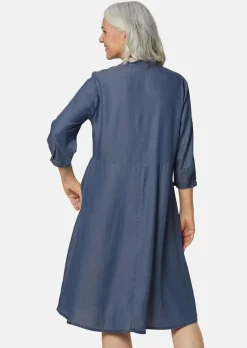 Kleid mit Hemdblusenkragen
