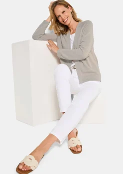 Kurze Strickjacke aus Bändchengarn