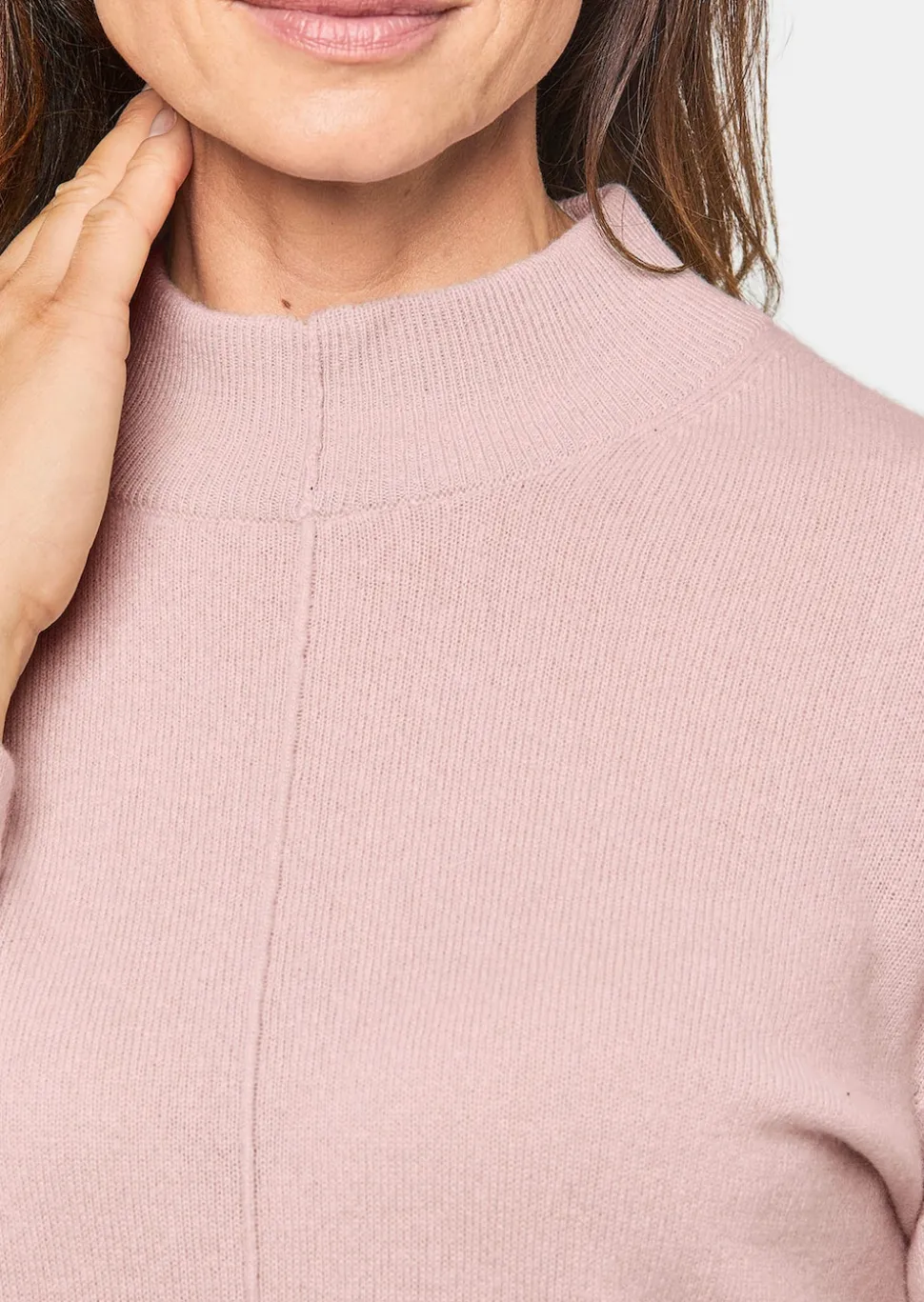 Kuschelweicher Kaschmirpullover mit Kragen