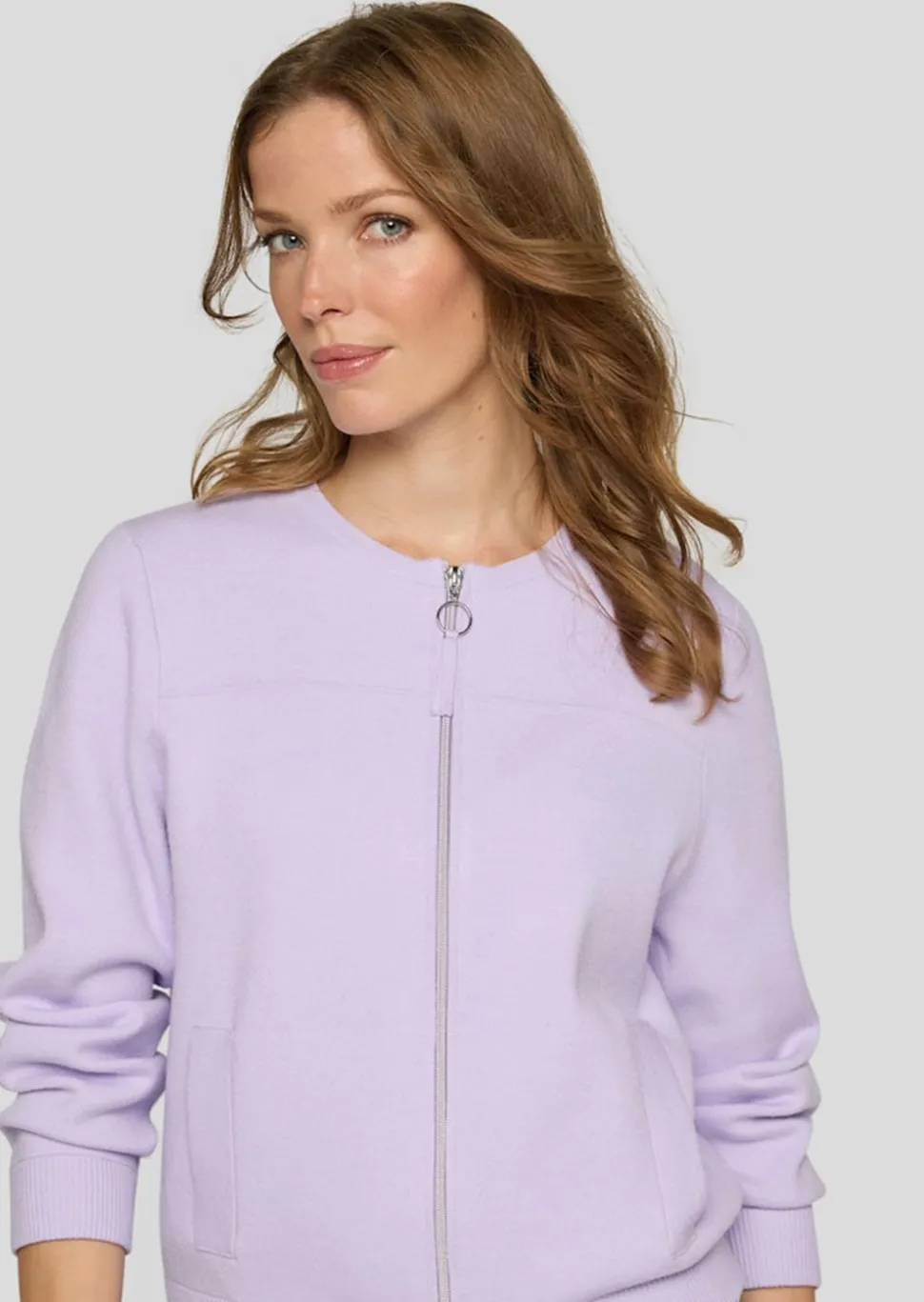 Legere Strickjacke mit Reißverschluss