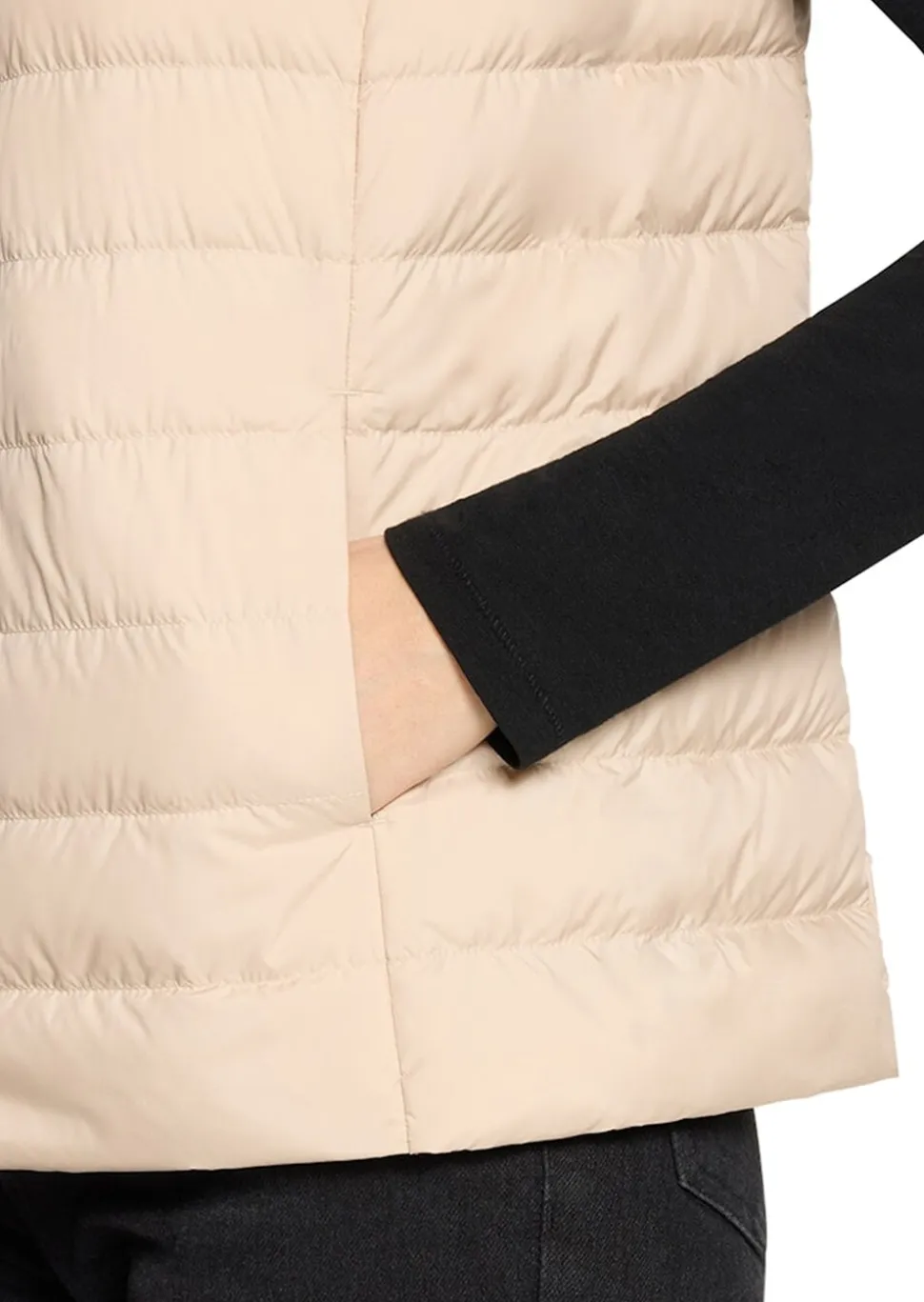 Leichte Daunenweste mit Taschen
