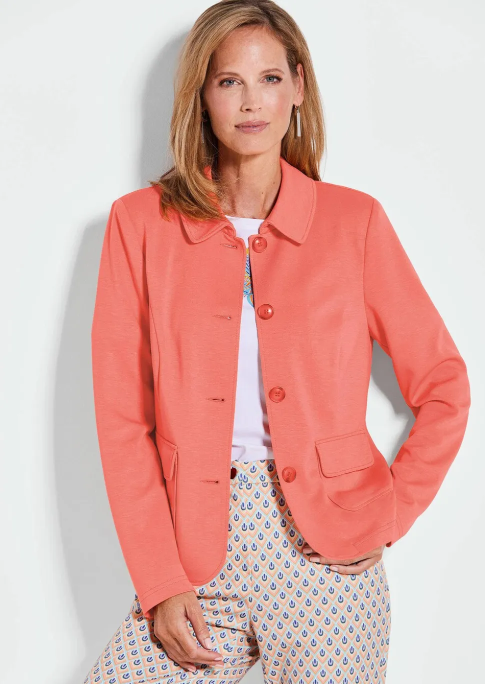 Leichte Jacke in glänzender Optik