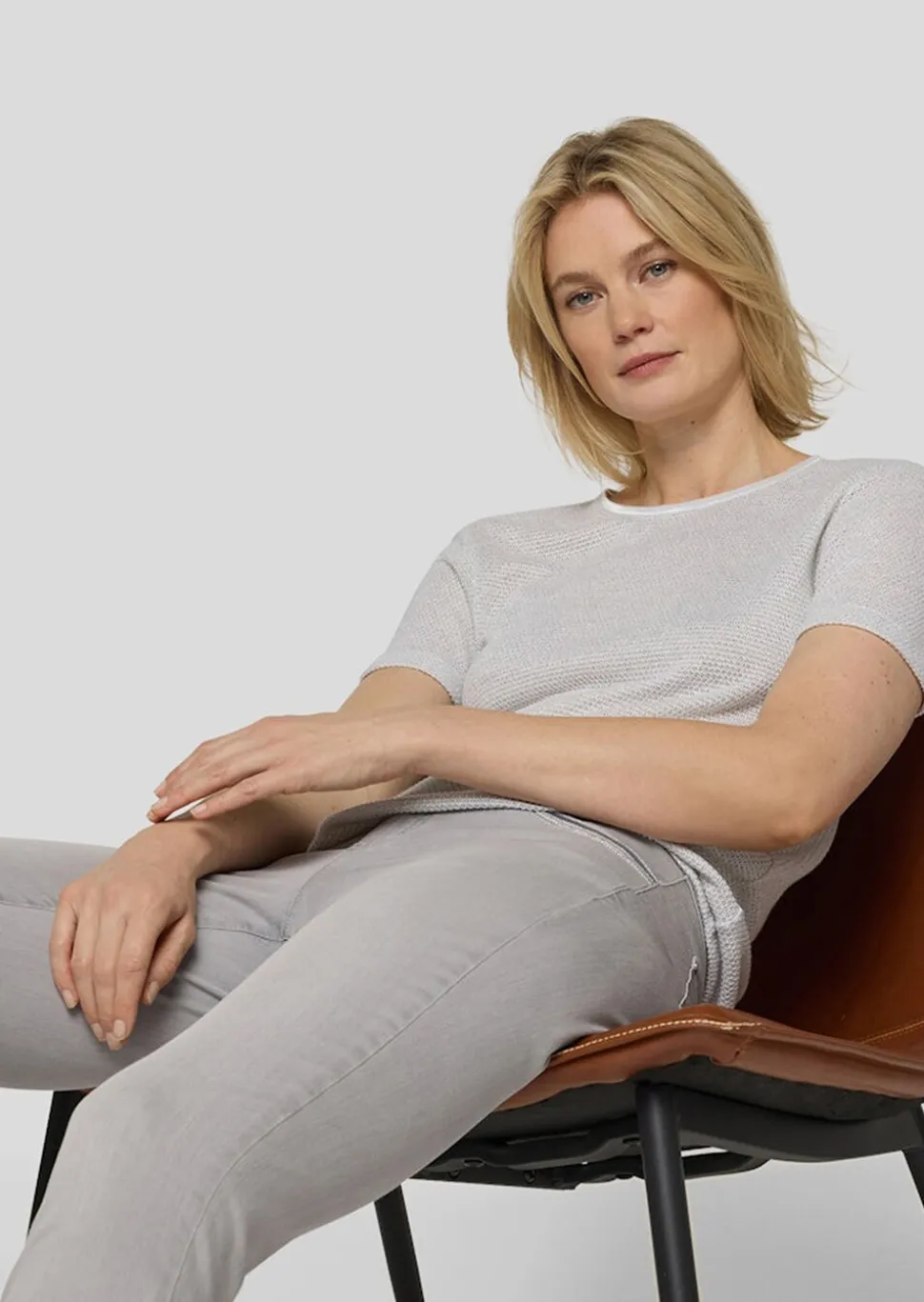 Leichter Strickpullover mit edlem Glanzgarn