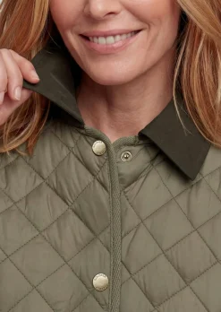 Leichte Steppjacke mit Kontrastkragen