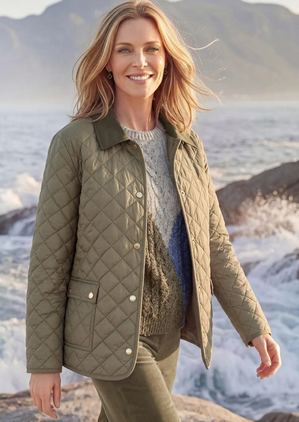 Leichte Steppjacke mit Kontrastkragen