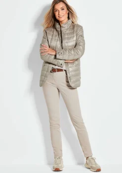 Leichte Steppjacke mit vielen Details