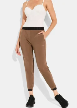 Leicht glänzende Freizeithose