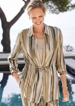 Longbluse mit Bindegürtel