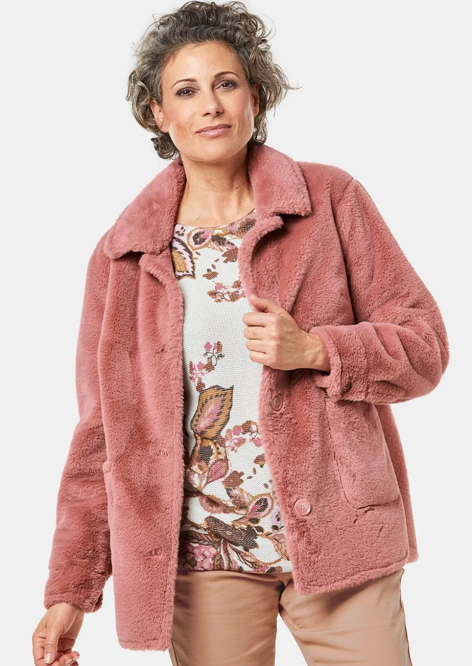 Luxuriöse Fellimitatjacke