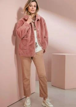 Luxuriöse Fellimitatjacke