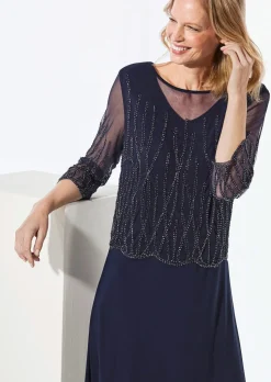 Mit Perlen besetztes Kleid