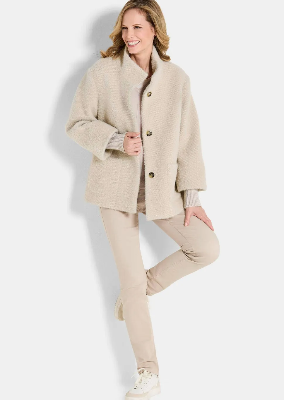 Modische Jacke mit Strickbündchen