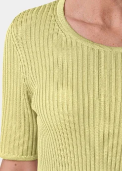 Pflegeleichter Pullover in hochwertiger Rippenstruktur