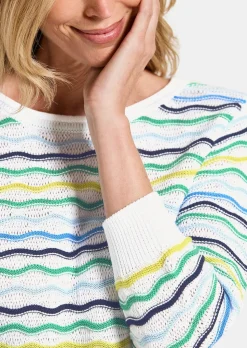 Pflegeleichter Strickpullover mit Wellenmuster