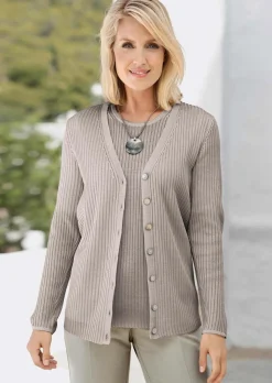 Pflegeleichte Strickjacke in hochwertiger Rippenstruktur