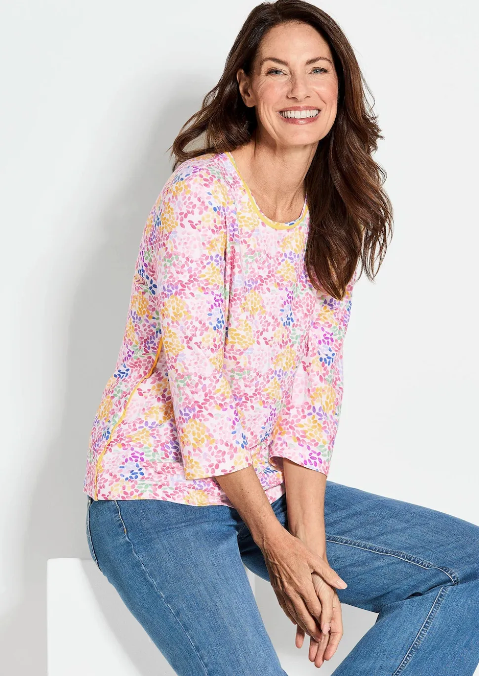 Printshirt in buntem Alloverprint