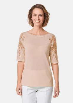Pullover mit Spitzeneinsätzen und Glanzsteinchen