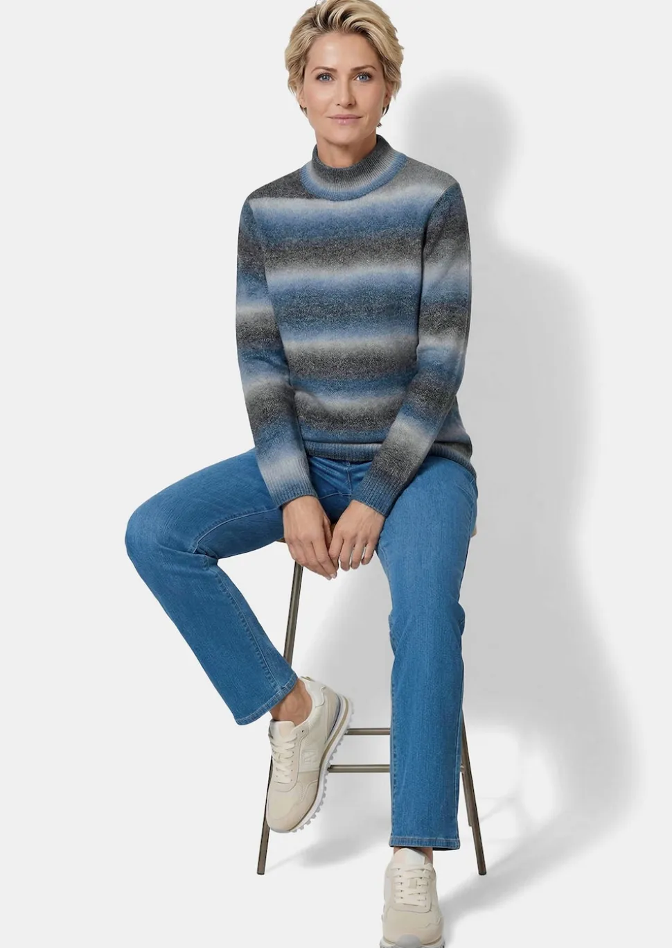 Pullover mit Stehkragen