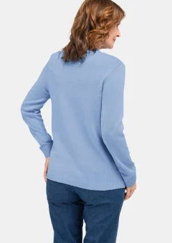 Pullover mit streckendem Zopfmuster