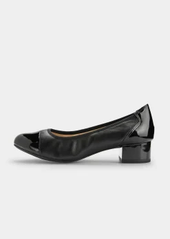 Pumps in klassischem Look