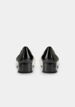 Pumps in klassischem Look
