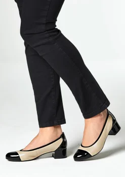 Pumps in klassischem Look