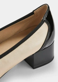Pumps in klassischem Look