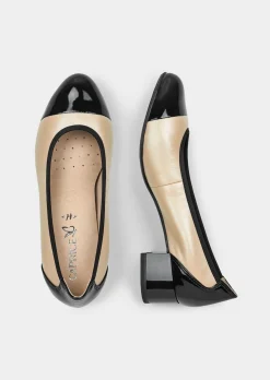 Pumps in klassischem Look