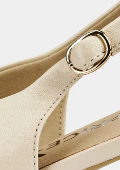 Pumps mit schmalem Fersenriemen