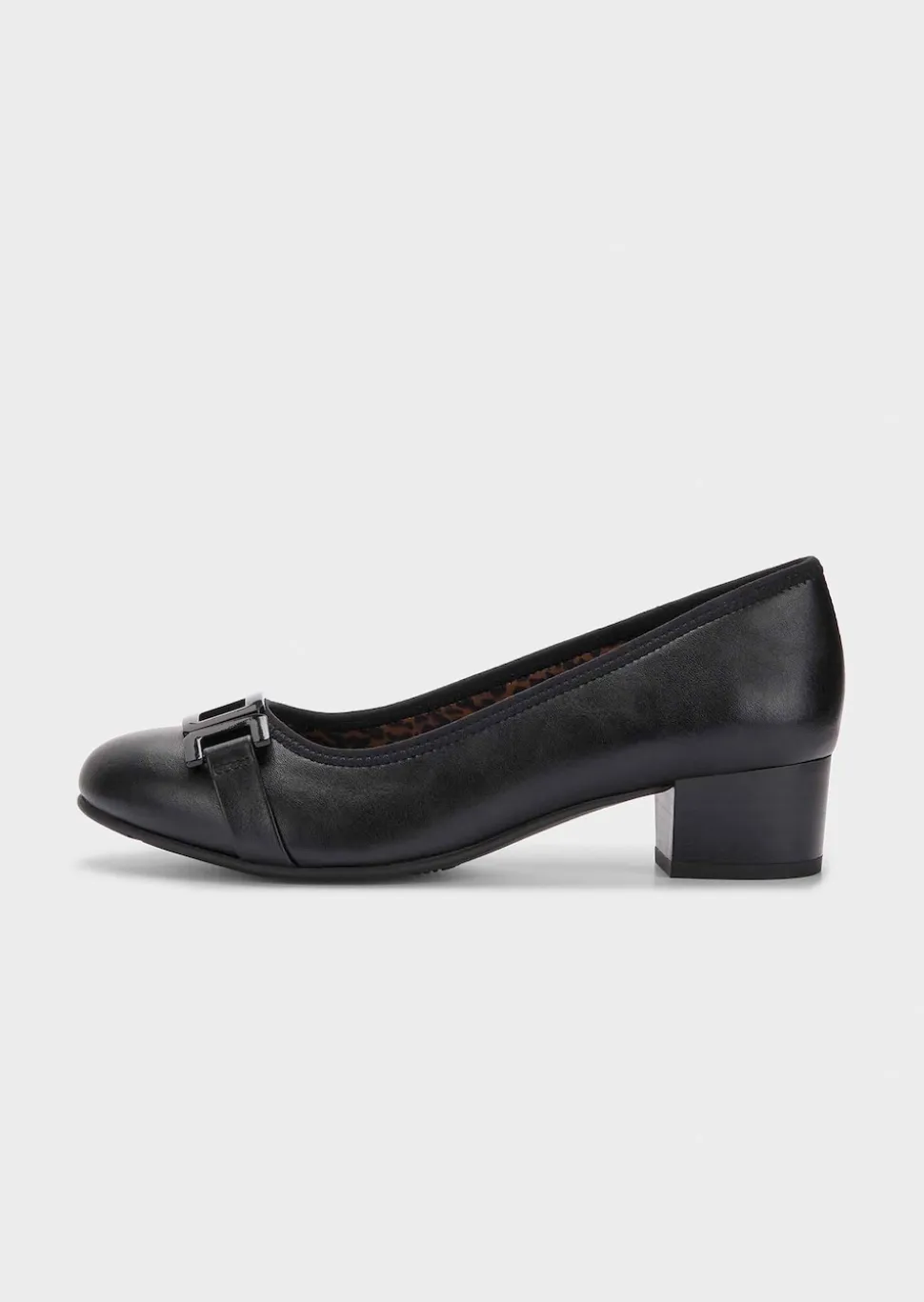 Pumps mit Zierschnalle