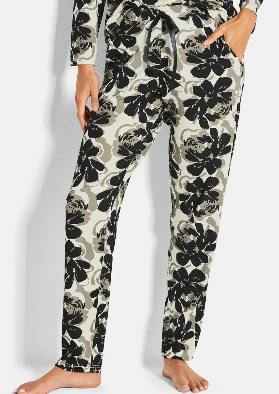 Pyjamahose mit Blumenmuster