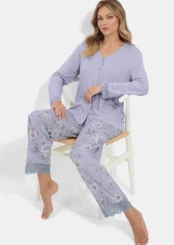 Pyjama mit Spitzendetails