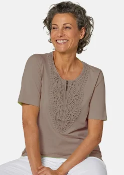 Rundhalsshirt mit Häkelspitze
