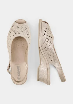 Sandalen aus perforiertem Leder
