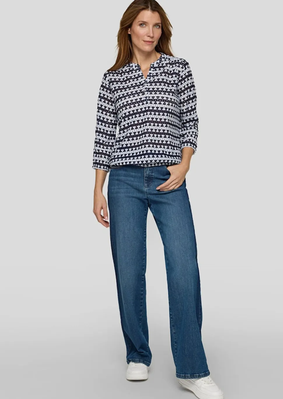 Shirt aus maritimer Spitze