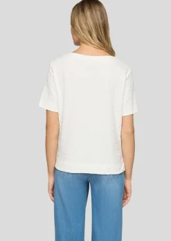 Shirt mit spannender 3D-Struktur