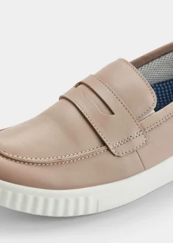 Slipper aus weichem Leder