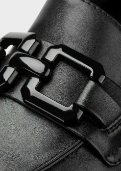 Slipper in Lackleder-Optik