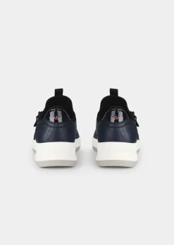 Slipper mit auswechselbarem Fußbett
