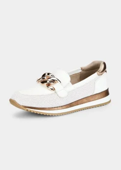 Slipper mit edlem Zierelement