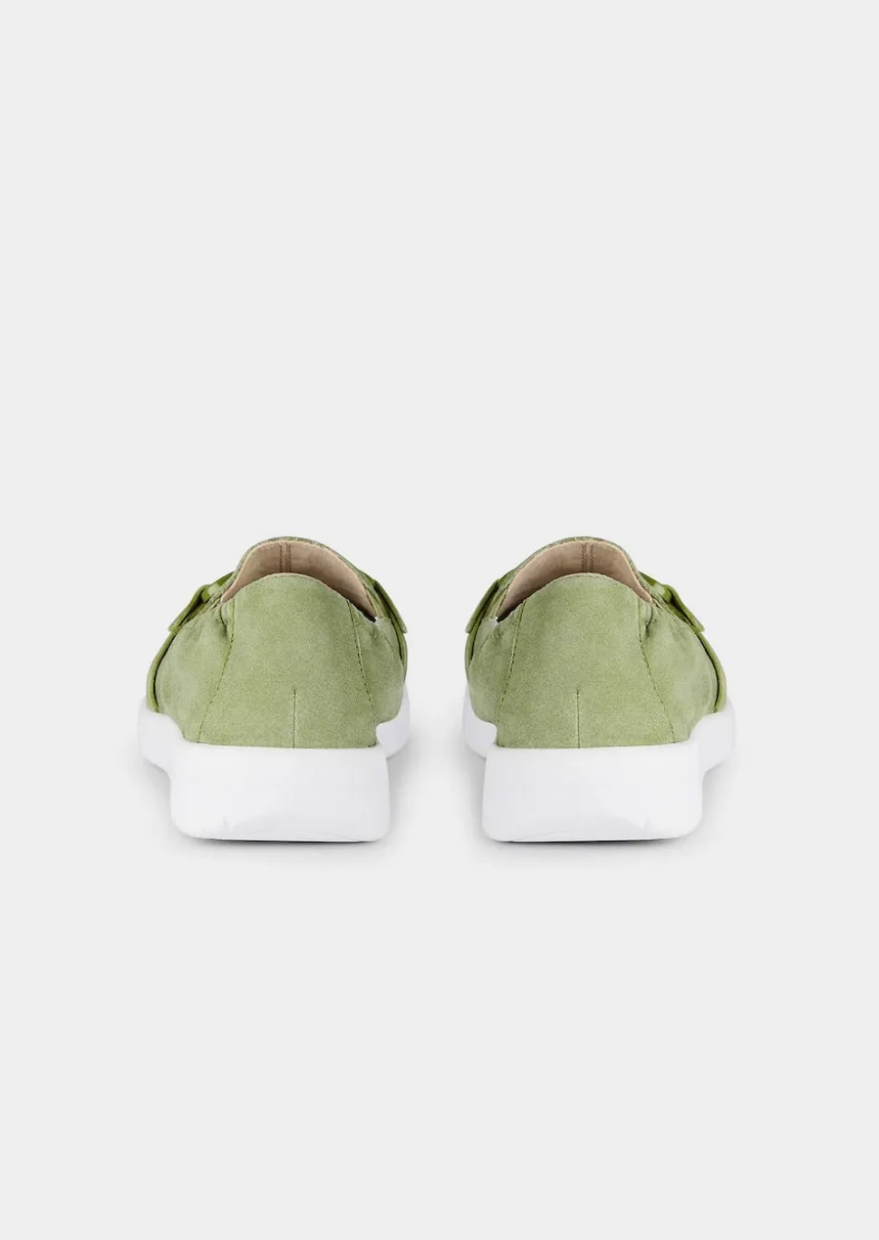 Slipper mit modischer Verzierung