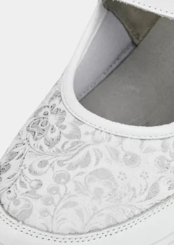 Slipper mit verstellbarem Klettverschluss