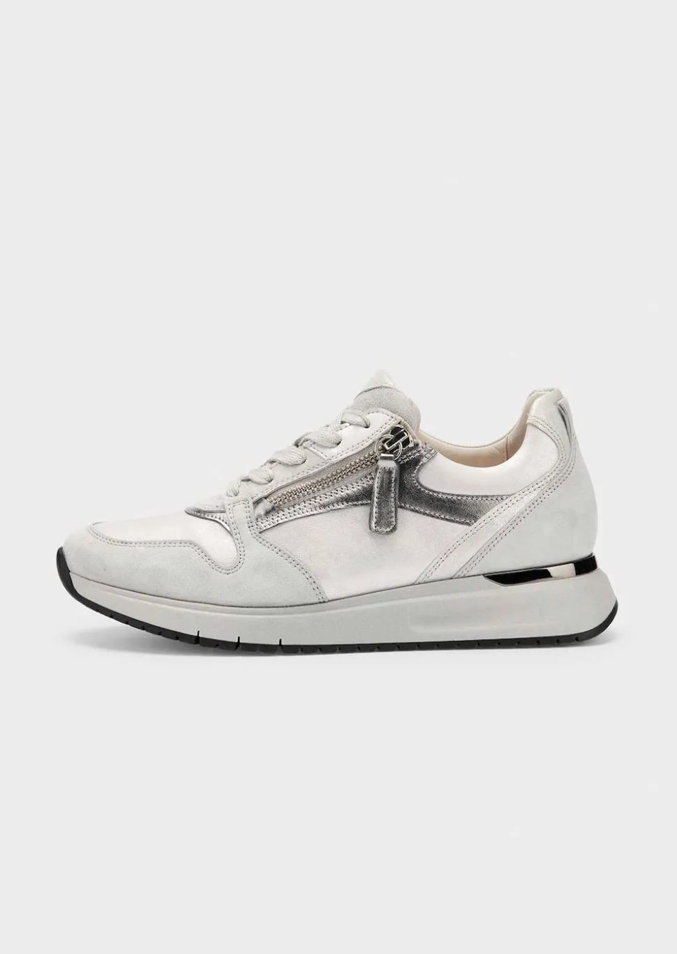 Sneaker aus hochwertigem Leder