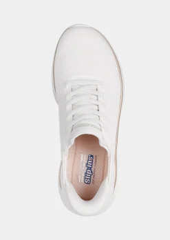 Sneaker aus Strickmesh
