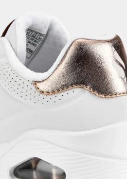 Sneaker mit Bungee Schnürung