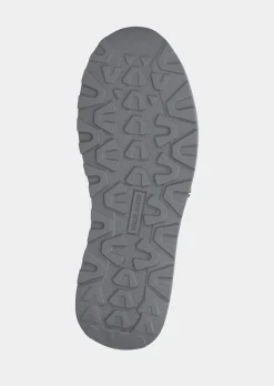 Sneaker mit femininem Foliendruck