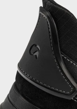 Sneaker mit GORE-TEX®-Ausstattung