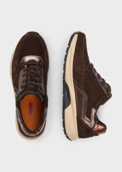 Sneaker mit Mesh-Futter